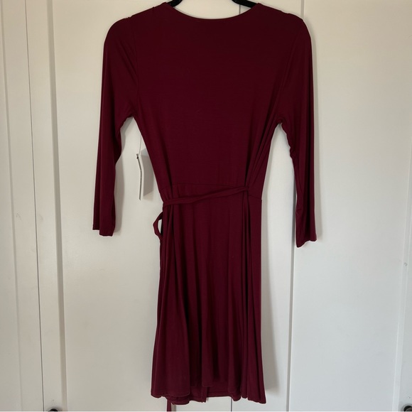 NWT Lulu’s Twirl Worthy Burgundy Wrap Dress Size Small - Picture 11 of 12